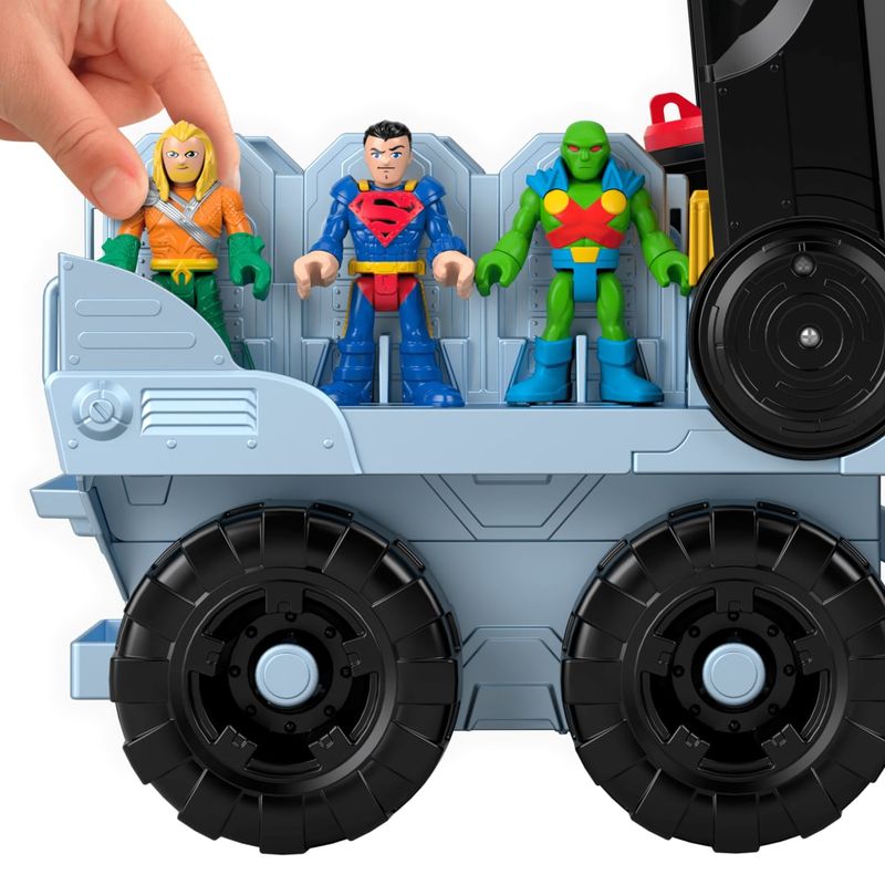 MATHVY04 - Veiculo de Roda Livre com Luz e Som - Mega Batmovel - DC Super Friends - Imaginext - Mattel 4.jpg