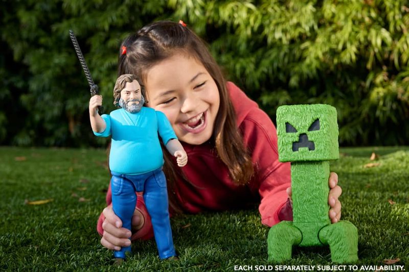 MATJFR65 JGG67 - Figura Articulada Steve - Minecraft O Filme - Mojang - 30 cm - Mattel 6.jpg