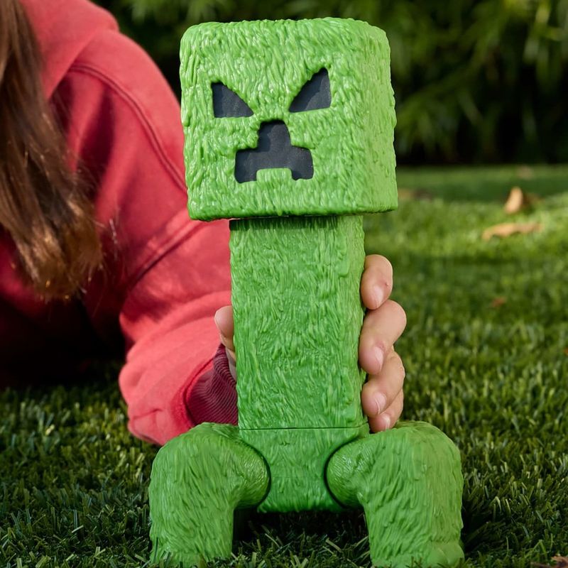 MATJFR65 JFR66 - Figura Articulada Creeper - Minecraft O Filme - Mojang - 30 cm - Mattel 5.jpg