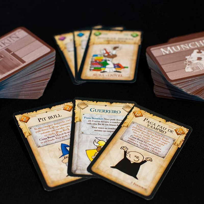 ILHMUN001---Jogo-de-Cartas---Munchkin---Galapagos-4.jpg