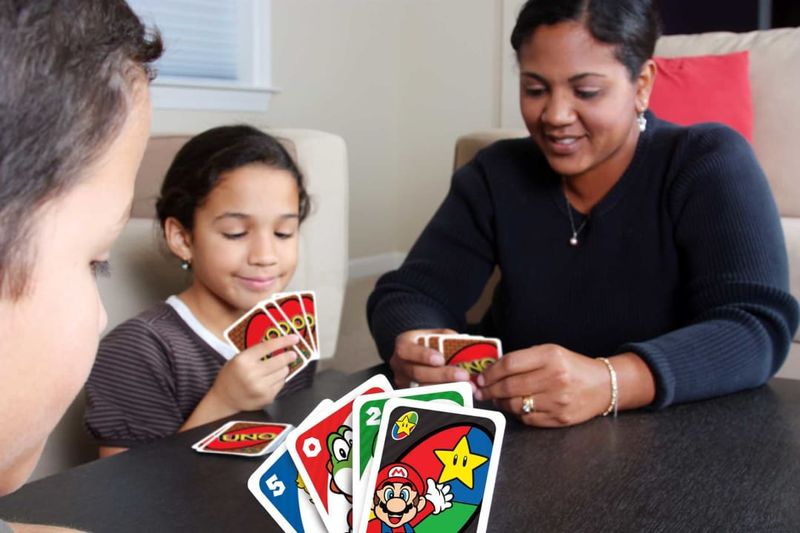 MATDRD00 - Jogo de Cartas - Uno - Super Mario - Mattel 6.jpg