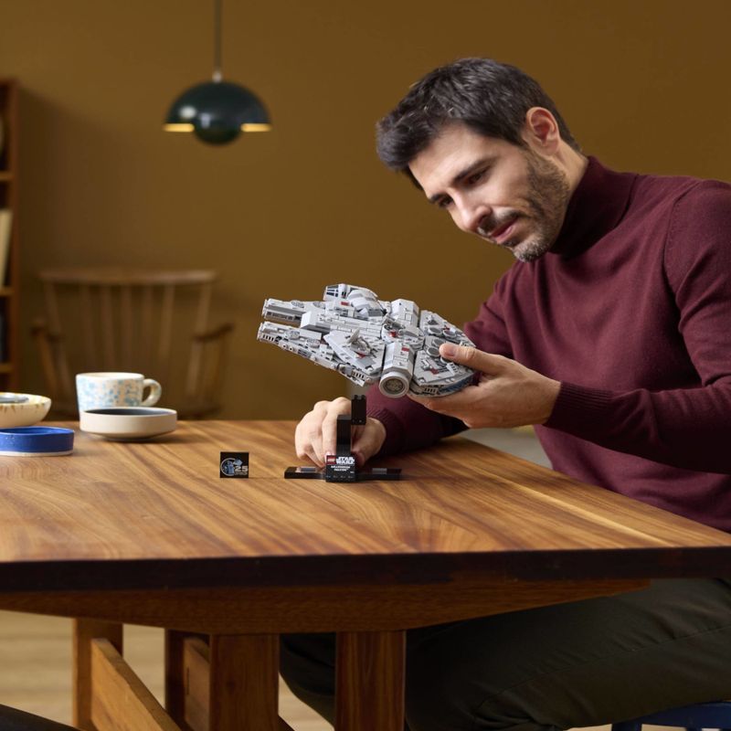 LEG75375---LEGO-Star-Wars---Millennium-Falcon---921-Pecas---75375-6