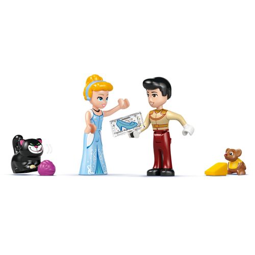 LEGO Disney - Castelo da Cinderela e Carruagem de Cavalo - 596 Peças - 43275