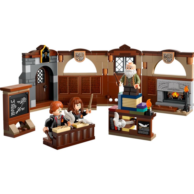 LEG76442---LEGO-Harry-Potter---Castelo-de-Hogwarts-Aula-de-Feiticos---204-Pecas---76442-2