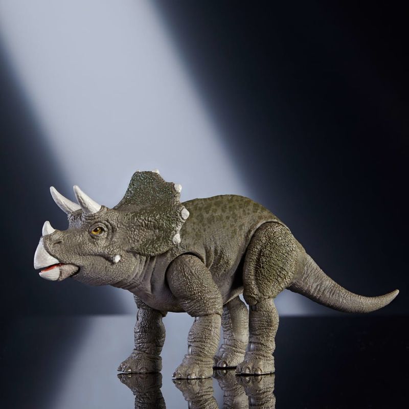 MATHFG54 JDJ07 - Dinossauro Articulado - Triceratops - Hammond Collection - Jurassic World - 17 cm 5