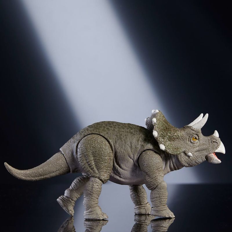 MATHFG54 JDJ07 - Dinossauro Articulado - Triceratops - Hammond Collection - Jurassic World - 17 cm 6