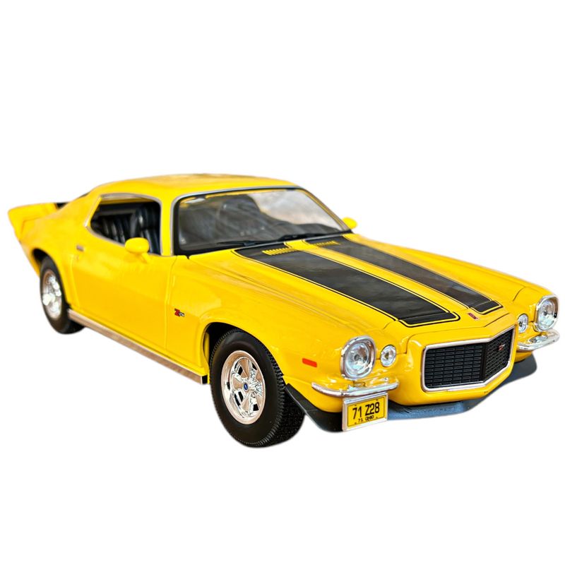 MAI23-46629 CAMARO71 - Carro em Miniatura - Chevrolet Camaro Z28 1971 - 118 - Maisto 1
