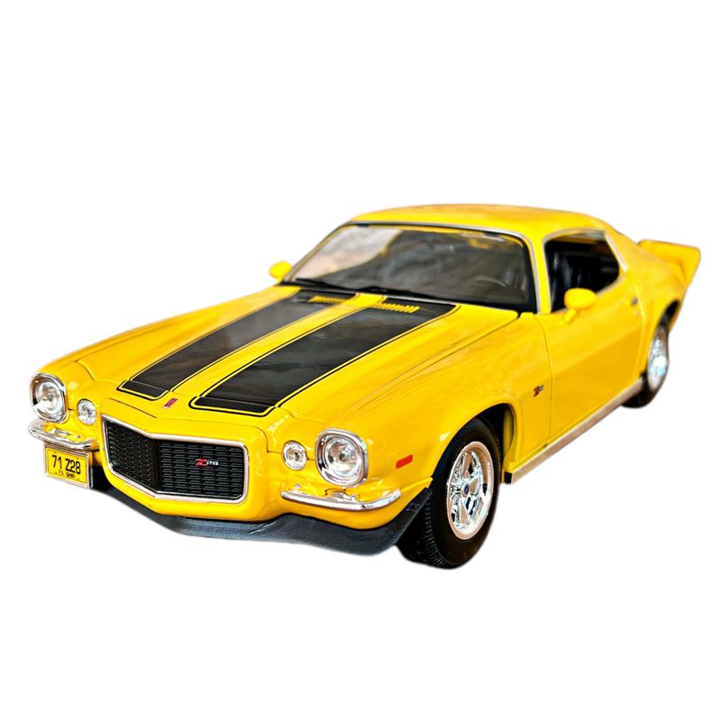 MAI23-46629 CAMARO71 - Carro em Miniatura - Chevrolet Camaro Z28 1971 - 118 - Maisto 7