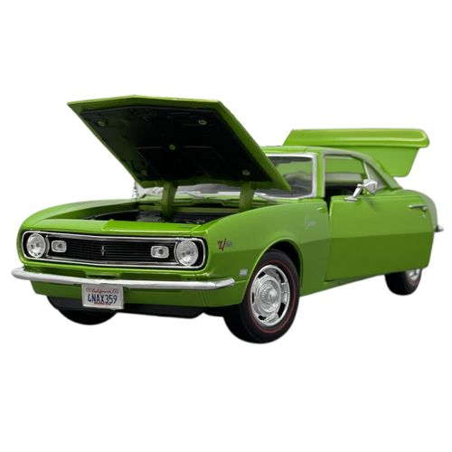 Carro em Miniatura - Chevrolet Camaro Z/28 1968 Coupe - 1:18 - Maisto