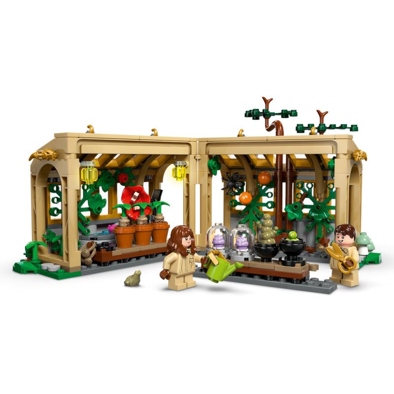 LEG76445 - LEGO Harry Potter - Castelo de Hogwarts Aula de Herbologia - 390 Pecas - 76445 4