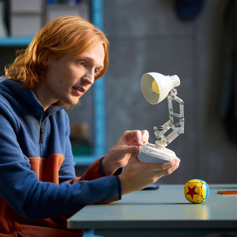 LEG21357 - LEGO Ideas - Disney Pixar Luxo Jr - 613 Pecas - 21357 7