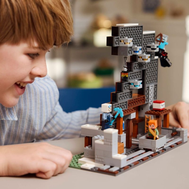 LEG76972 - LEGO Minecraft - A Mina de Picaretas - 530 Pecas - 76972 7