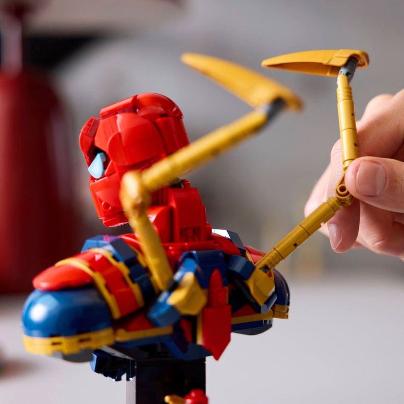 LEG76326---LEGO-Marvel---Busto-Homem-Aranha-de-Ferro---379-Pecas---76326-5