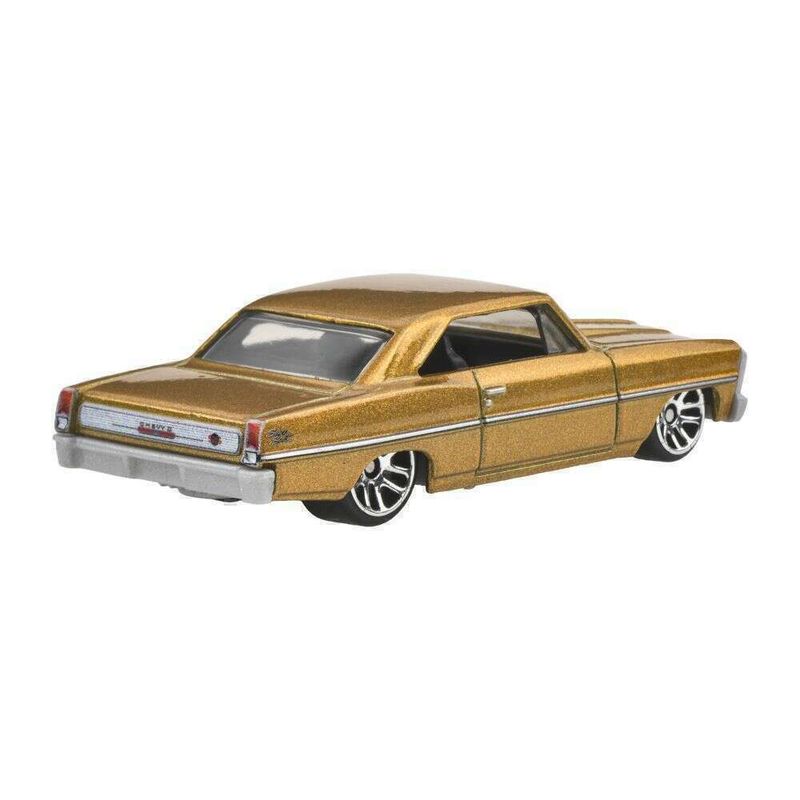 MATHNR88 JBY42 - Carrinho Hot Wheels - Chevy Nova 1966 - Fast - Furious - 143 - Mattel 2
